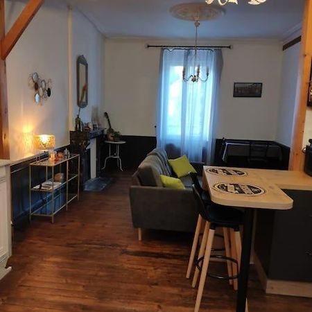 Logement Entier 50 M² Proche Centre Ville Morlaix Bagian luar foto