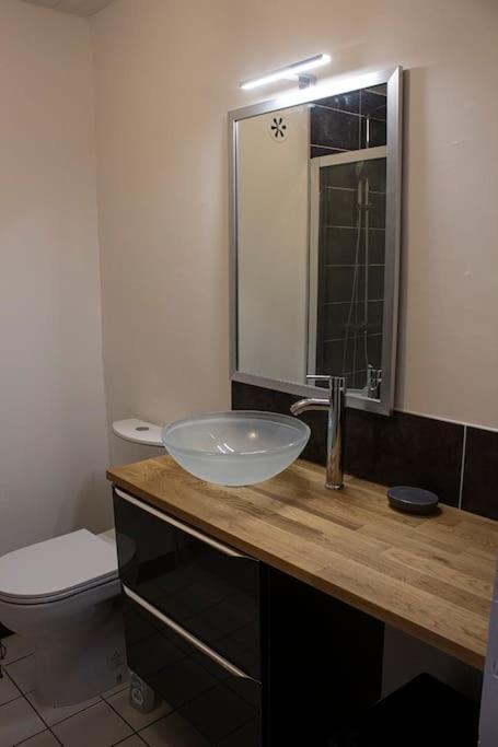 Logement Entier 50 M² Proche Centre Ville Morlaix Bagian luar foto