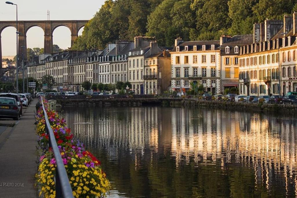 Logement Entier 50 M² Proche Centre Ville Morlaix Bagian luar foto